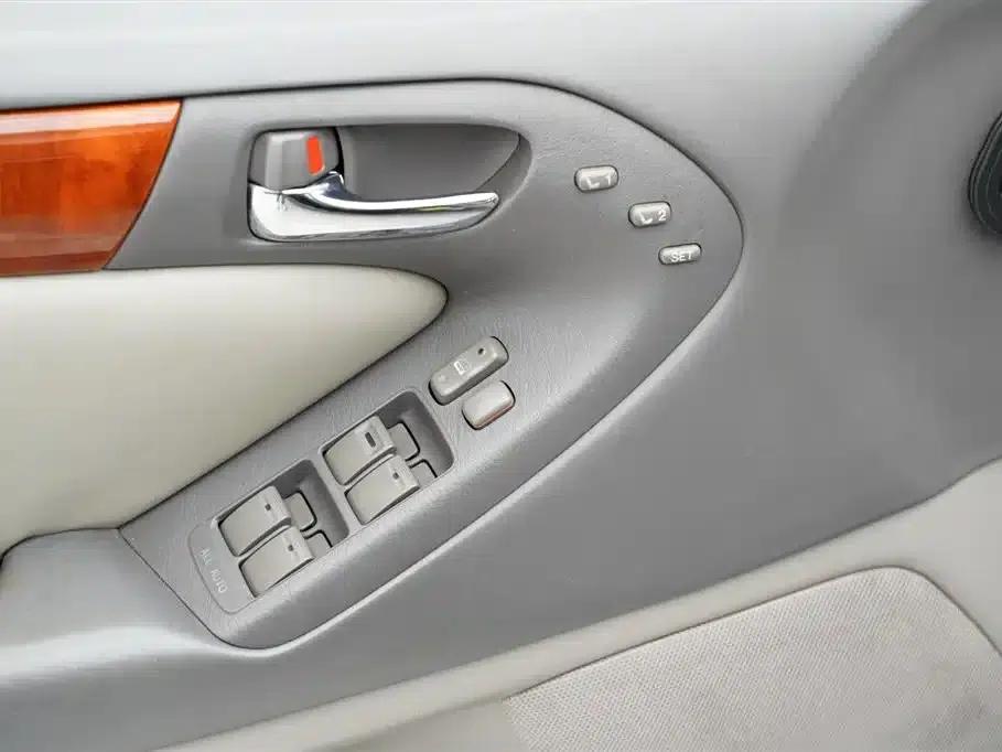 Lexus GS 2004 300 — миниатюра 10