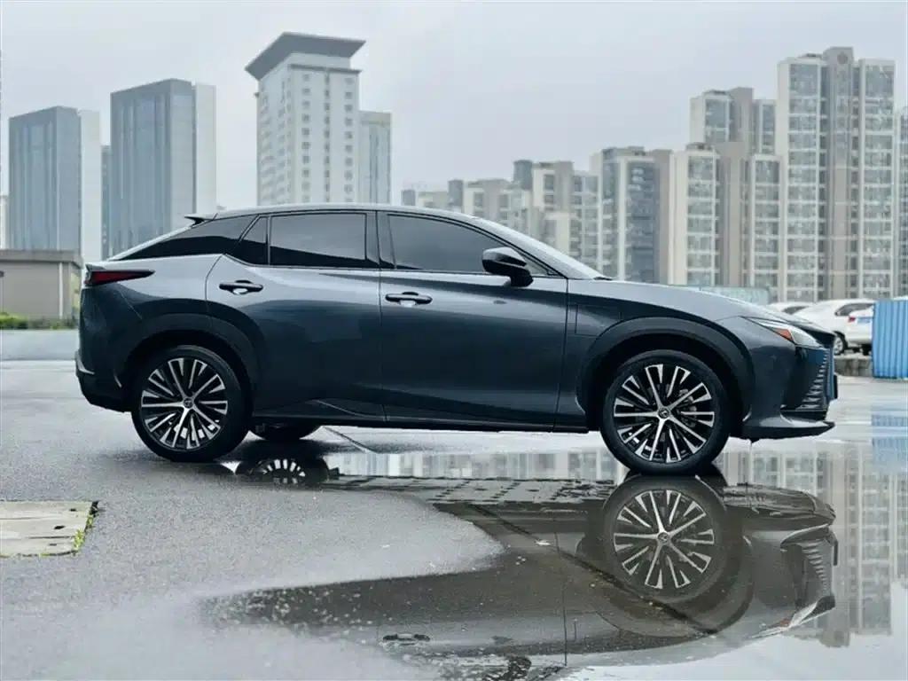 Lexus RZ 2023 450e AWD Luxury Edition — миниатюра 9