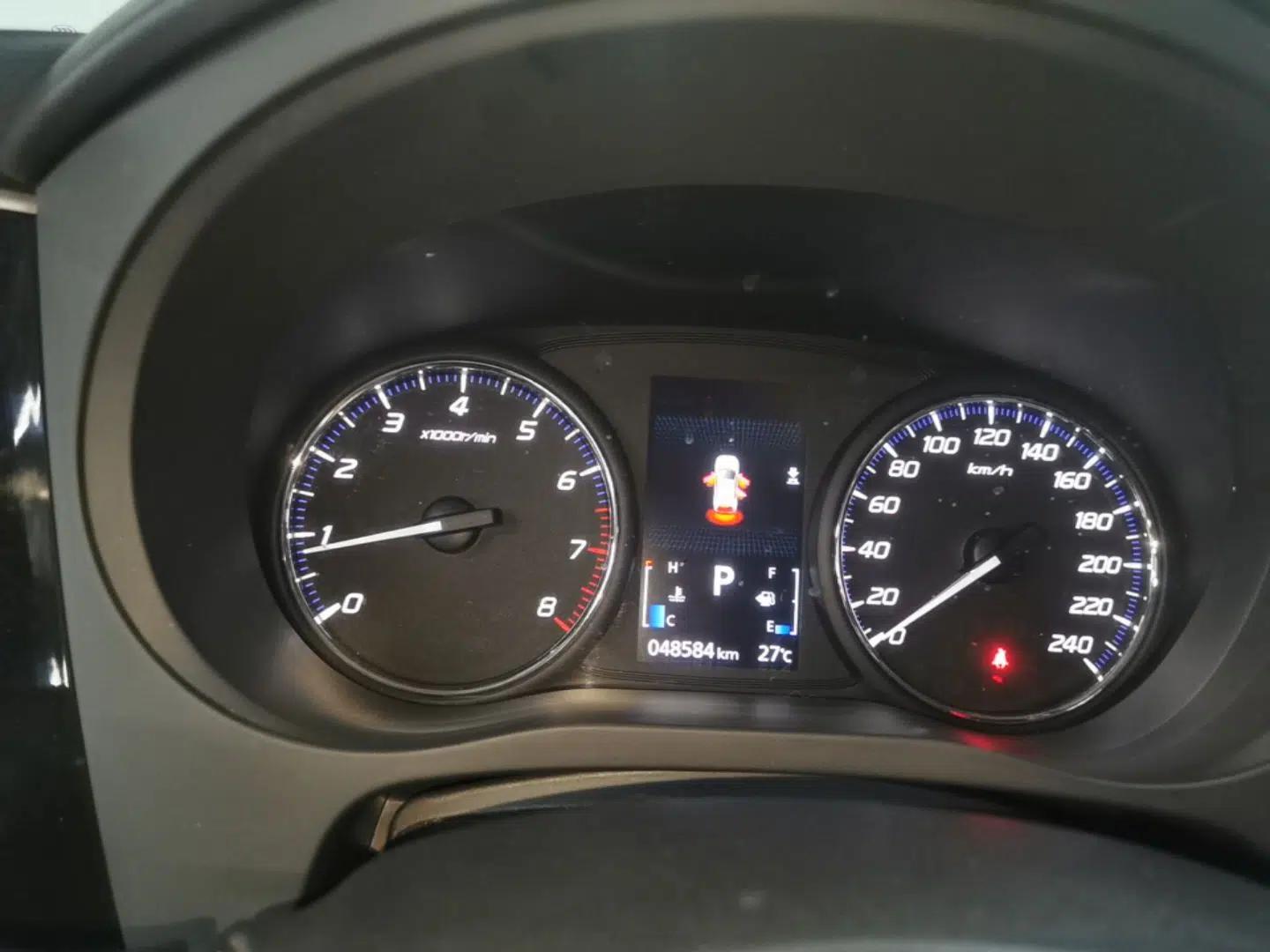 Mitsubishi Outlander 2019 2.0L Two-Wheel Drive Comfort Edition 5 Seats China V Standard — миниатюра 15
