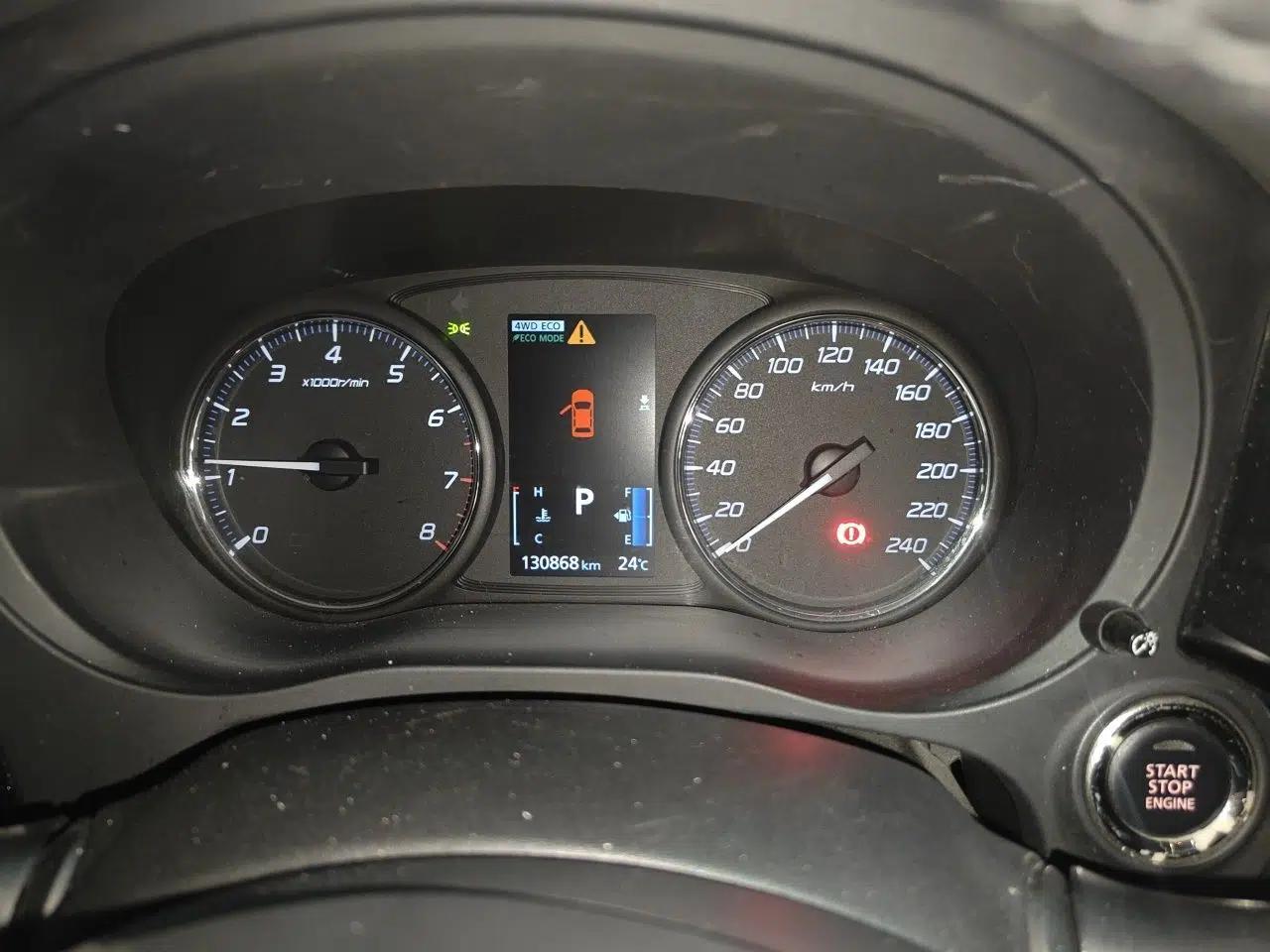 Mitsubishi Outlander 2016 2.4L 4x4 Elite Edition 5 Seats — миниатюра 12