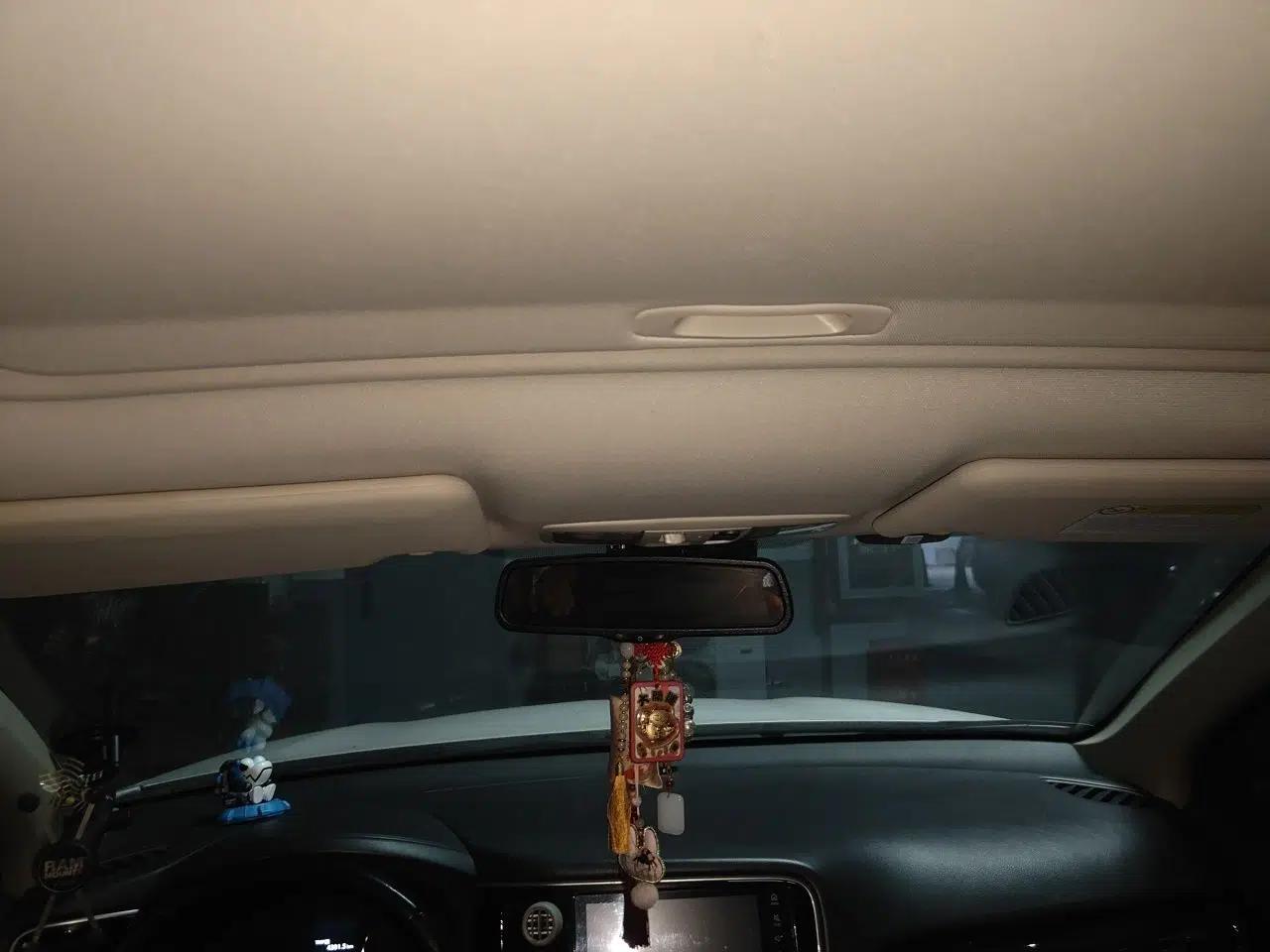Mitsubishi Outlander 2016 2.4L 4x4 Elite Edition 5 Seats — миниатюра 19