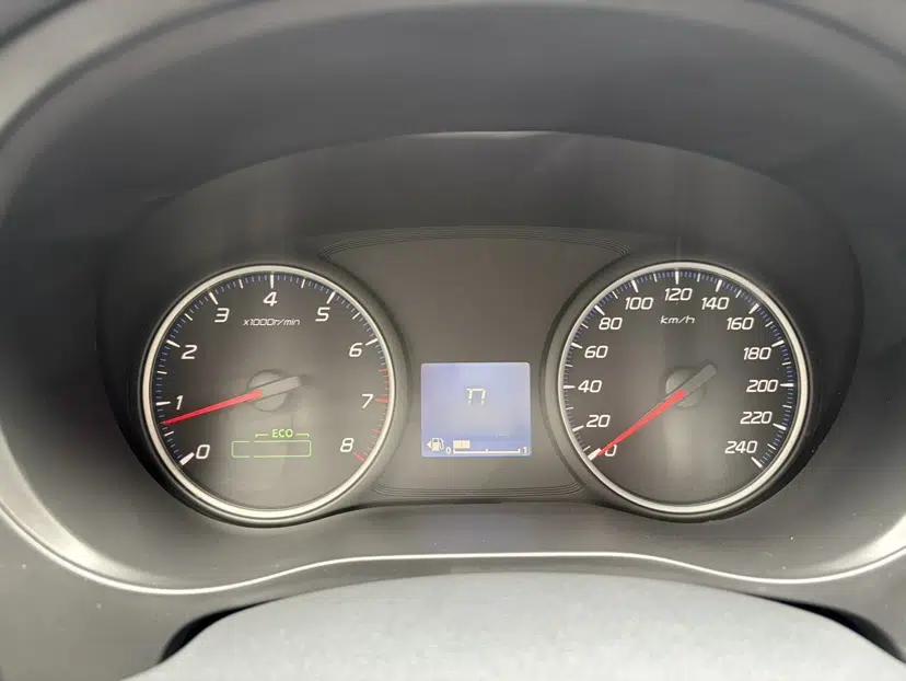 Mitsubishi Outlander 2020 2.0L Two-Wheel Drive Comfort Edition 5 Seats — миниатюра 13