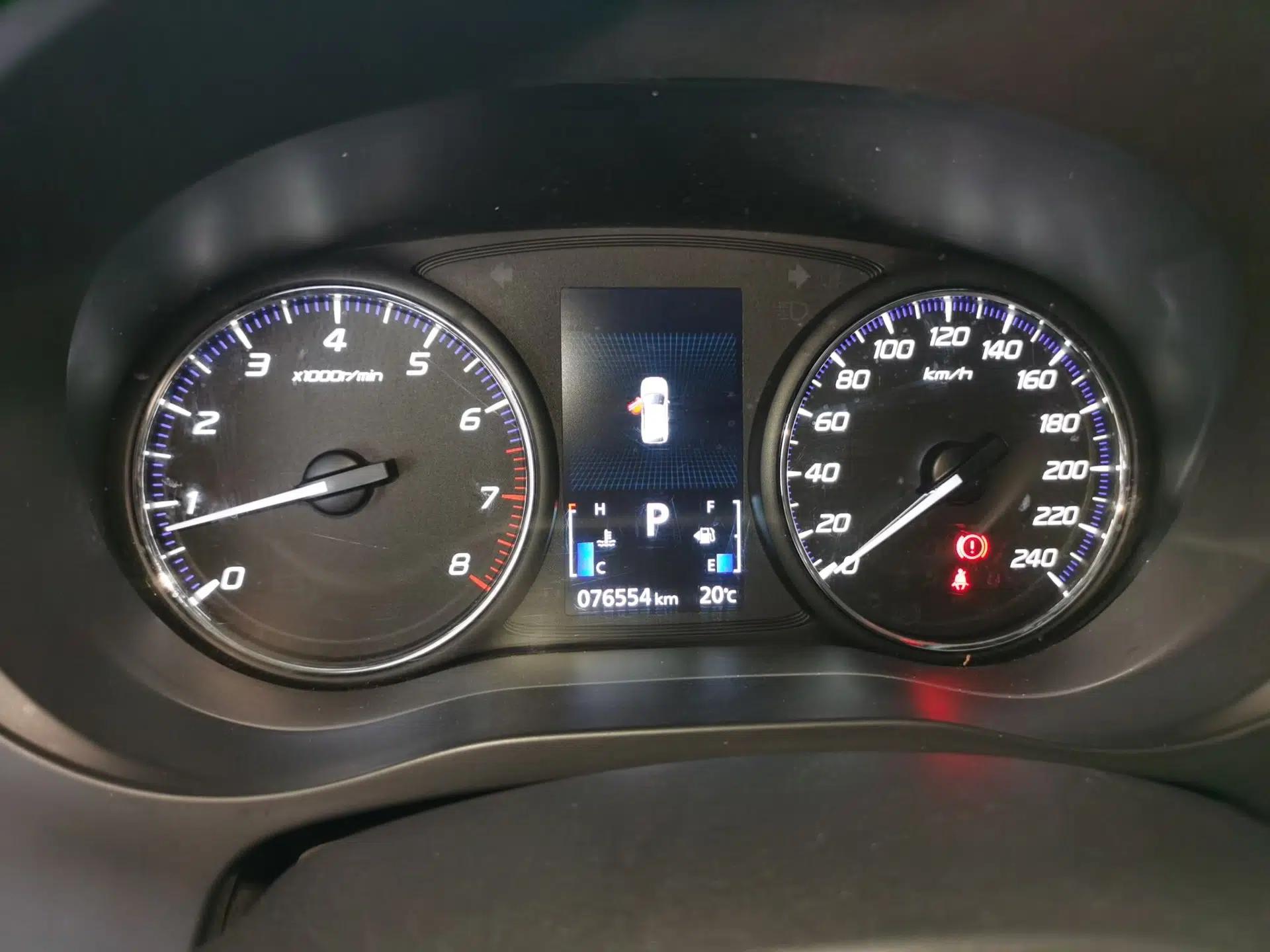 Mitsubishi Outlander 2020 2.0L Two-Wheel Drive Enjoyment Version 5 Seats — миниатюра 12