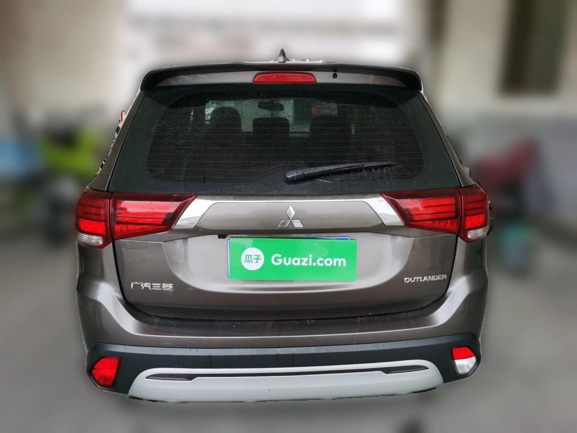 Mitsubishi Outlander 2020 2.0L Two-Wheel Drive Enjoyment Version 5 Seats — миниатюра 5