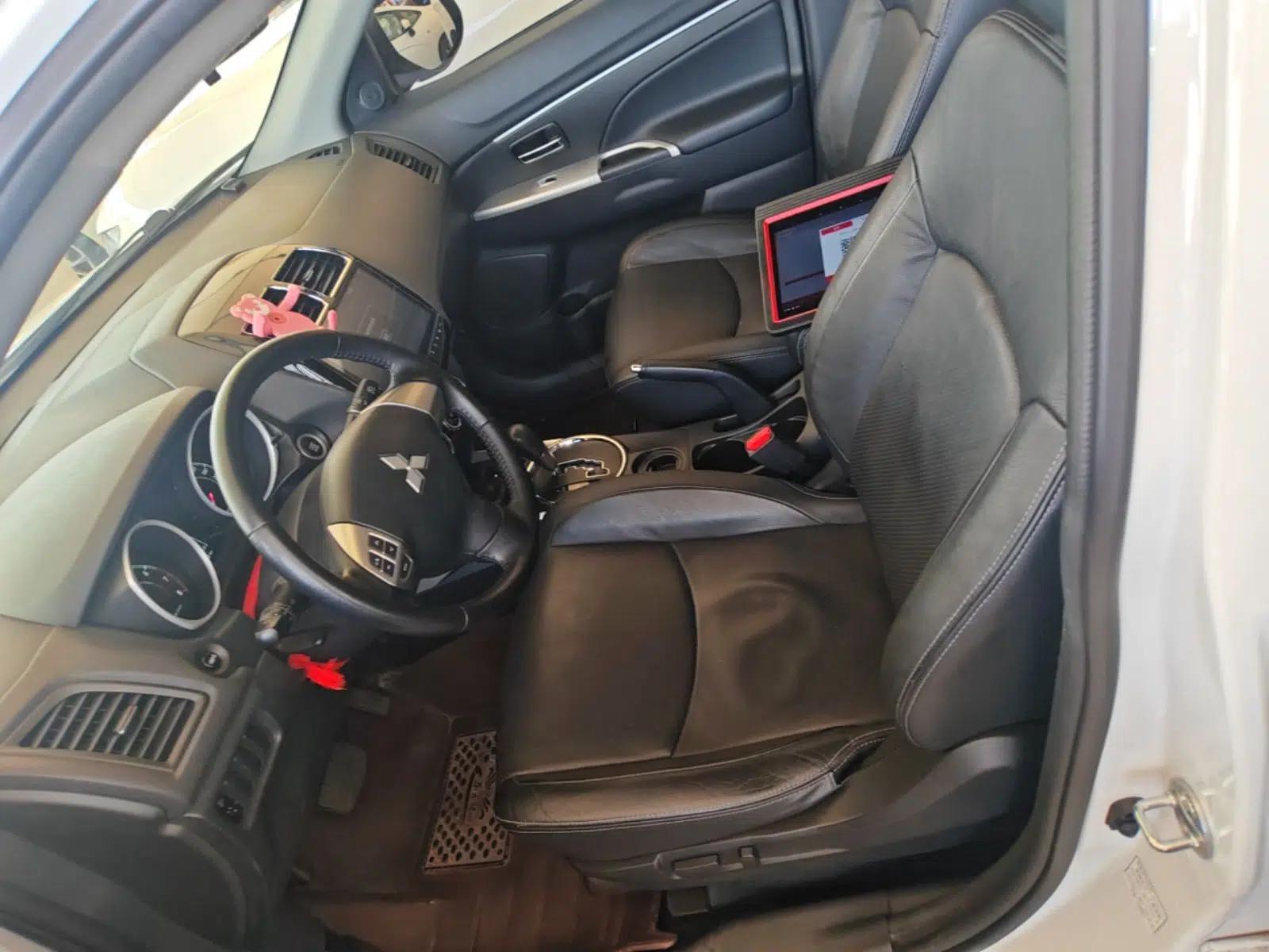 Mitsubishi ASX 2016 2.0L CVT Two-Wheel Drive Navigation Edition — миниатюра 18