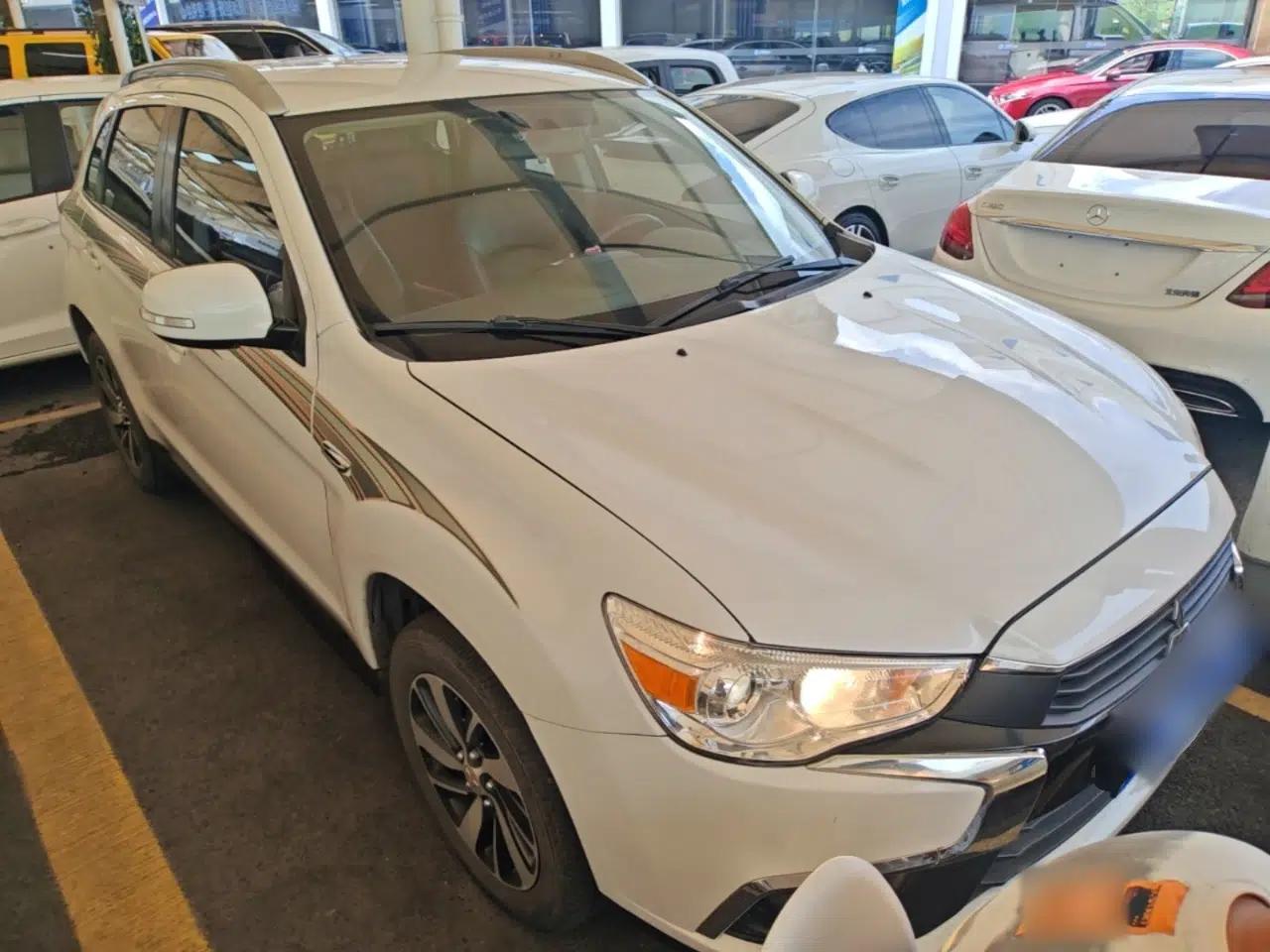 Mitsubishi ASX 2016 2.0L CVT Two-Wheel Drive Navigation Edition — миниатюра 3