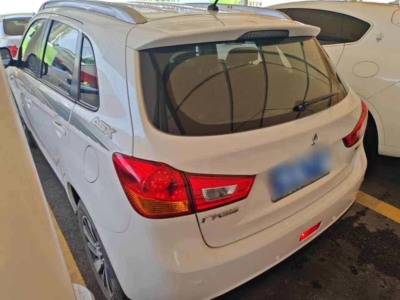 Mitsubishi ASX 2016 2.0L CVT Two-Wheel Drive Navigation Edition — миниатюра 4
