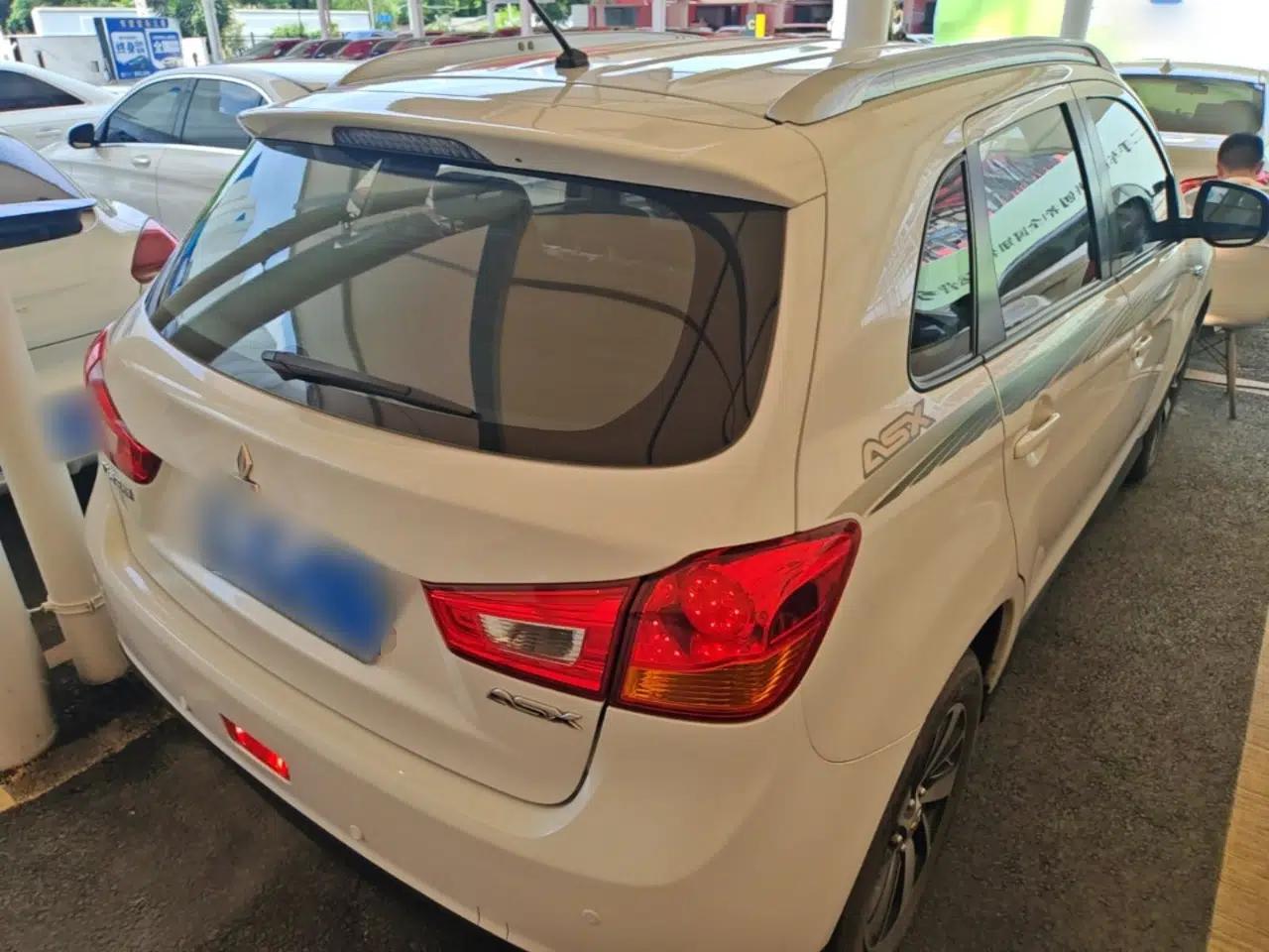 Mitsubishi ASX 2016 2.0L CVT Two-Wheel Drive Navigation Edition — миниатюра 6