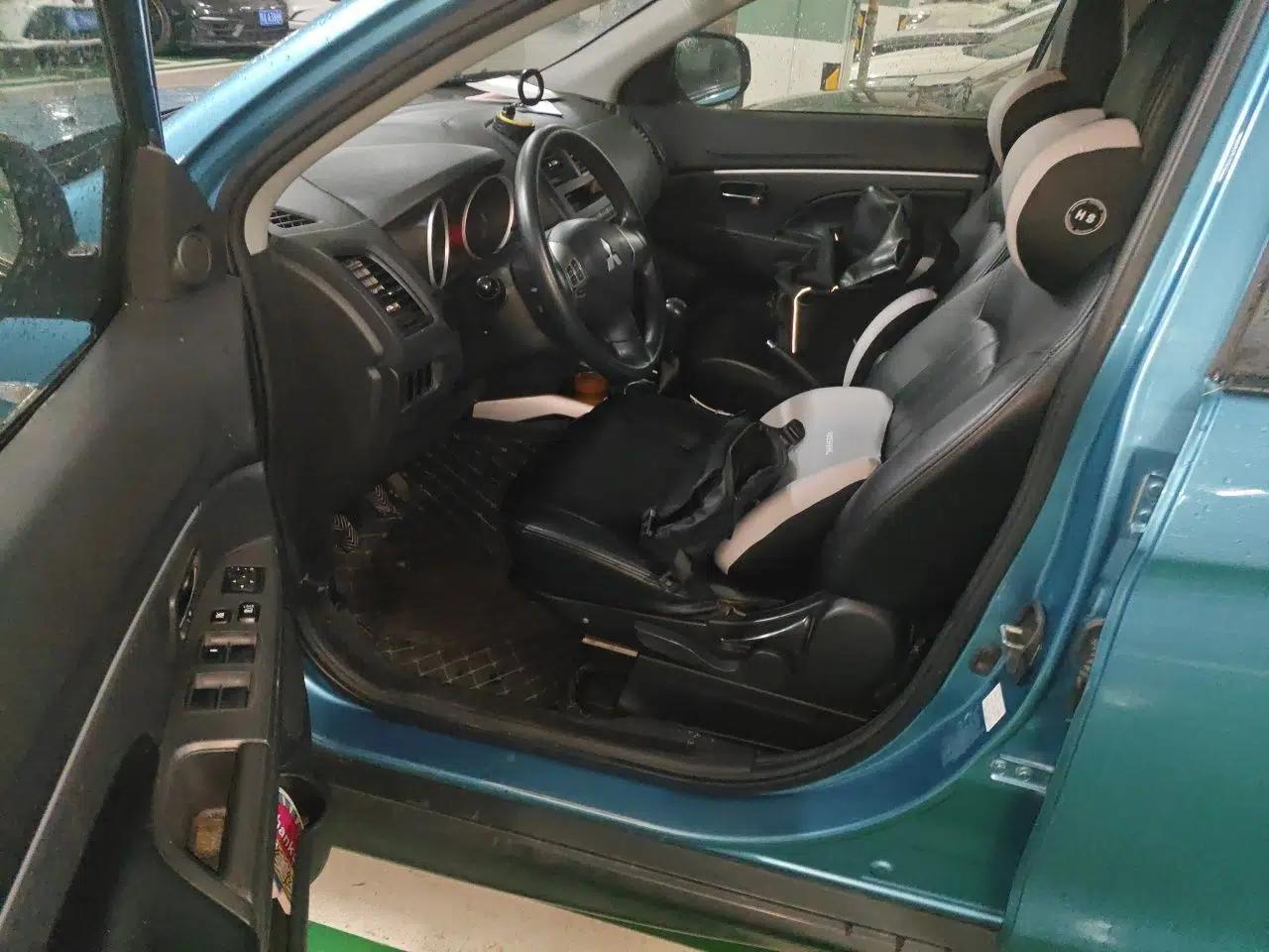 Mitsubishi ASX 2013 1.6L Manual Two-Wheel Drive Standard Edition — миниатюра 17