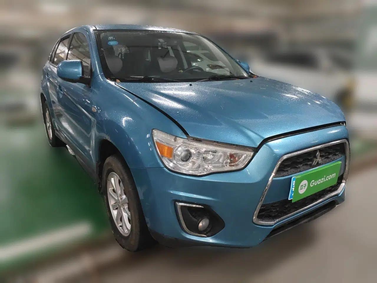 Mitsubishi ASX 2013 1.6L Manual Two-Wheel Drive Standard Edition — миниатюра 3