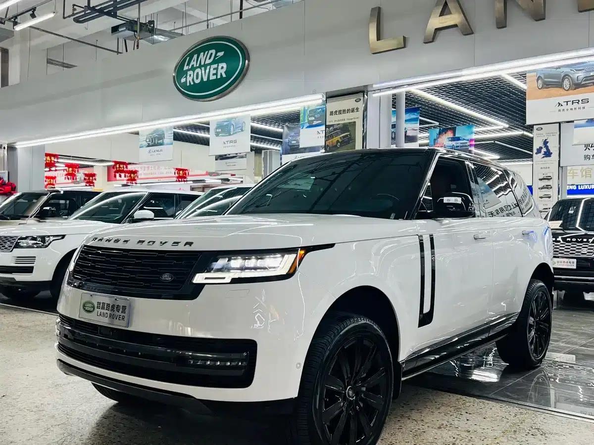 Range Rover 2024 3.0 L6 360PS Grand Edition — миниатюра 1