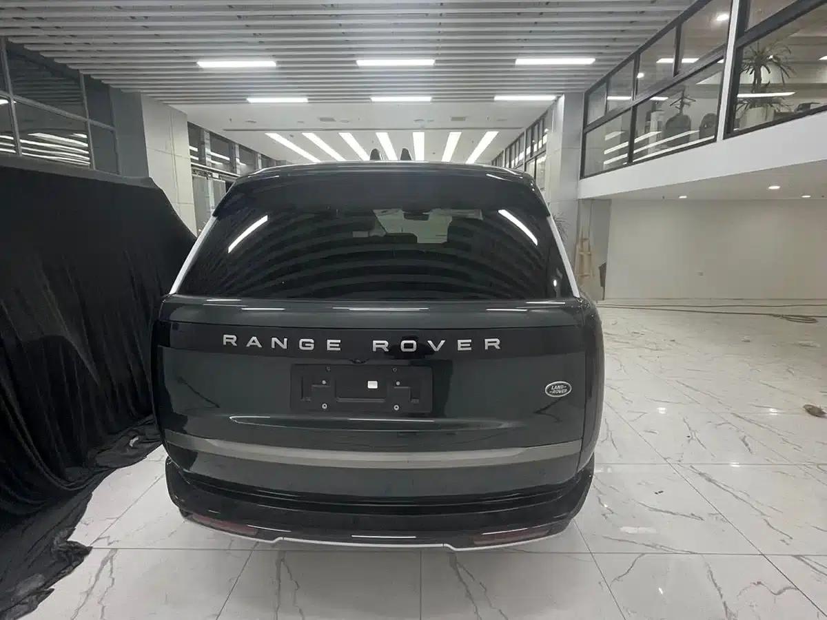 Range Rover 2025 3.0 L6 400PS Extended Wheelbase 7-Seater — миниатюра 10