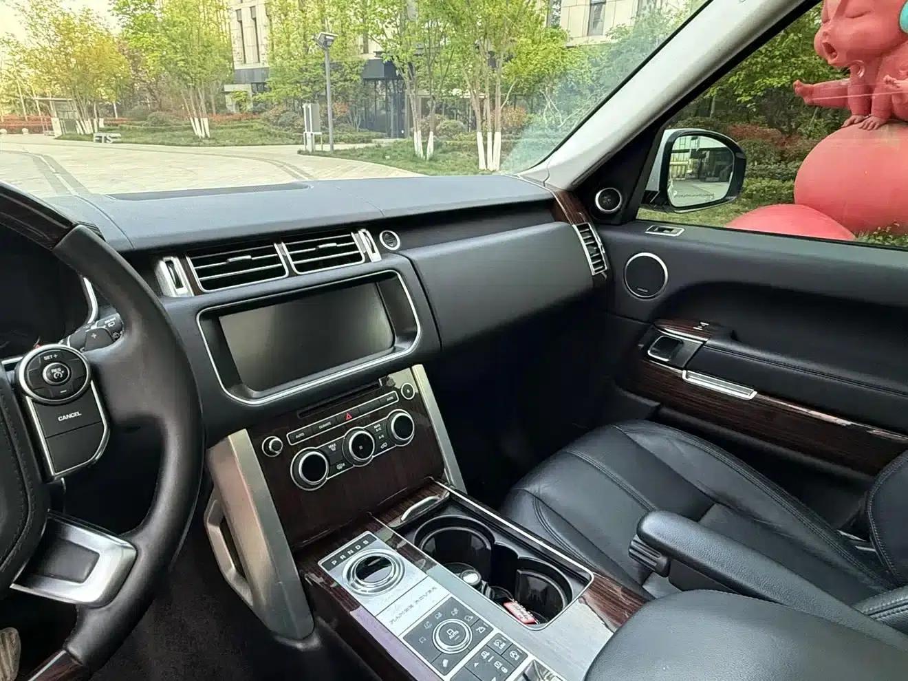 2017 Range Rover 3.0 SC V6 Vogue — миниатюра 11