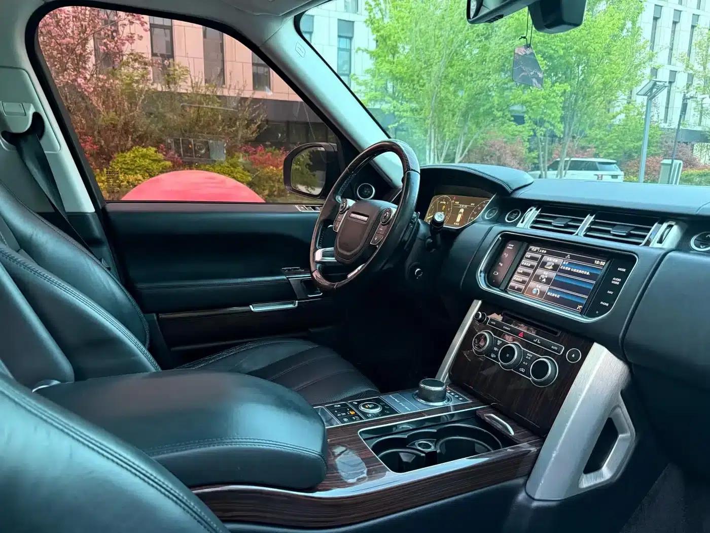 2017 Range Rover 3.0 SC V6 Vogue — миниатюра 13