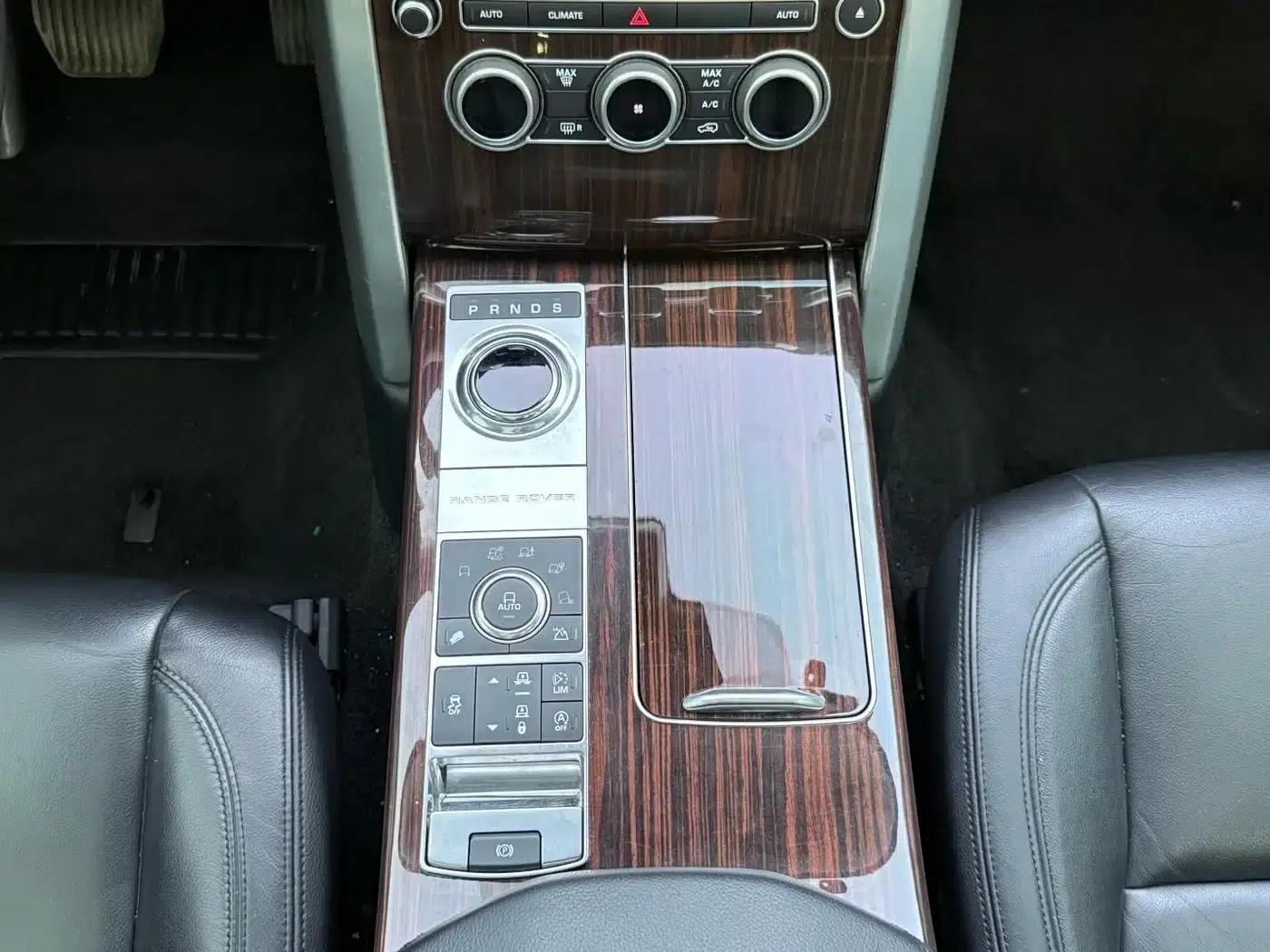 2017 Range Rover 3.0 SC V6 Vogue — миниатюра 21