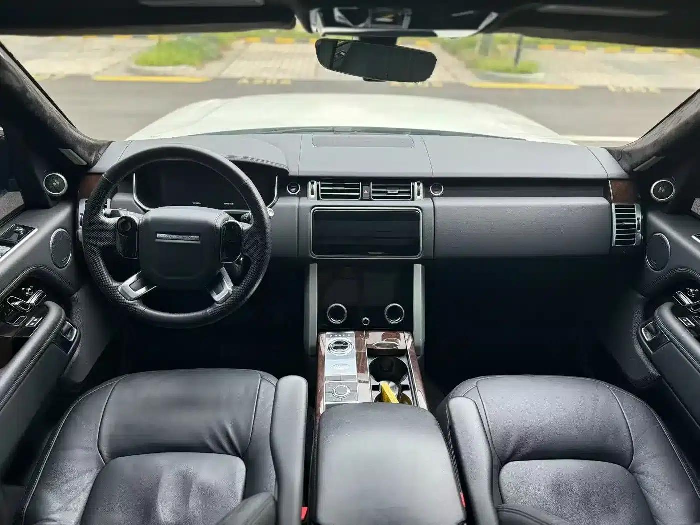 Range Rover 2022 3.0 L6 360PS Grand Edition — миниатюра 5