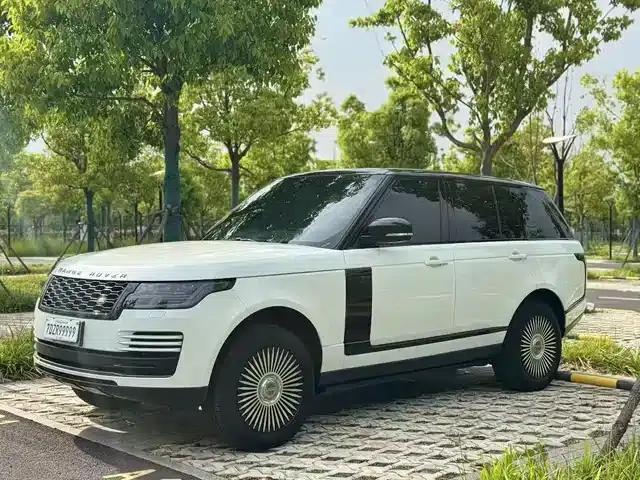 Range Rover 2022 3.0 L6 360PS Grand Edition