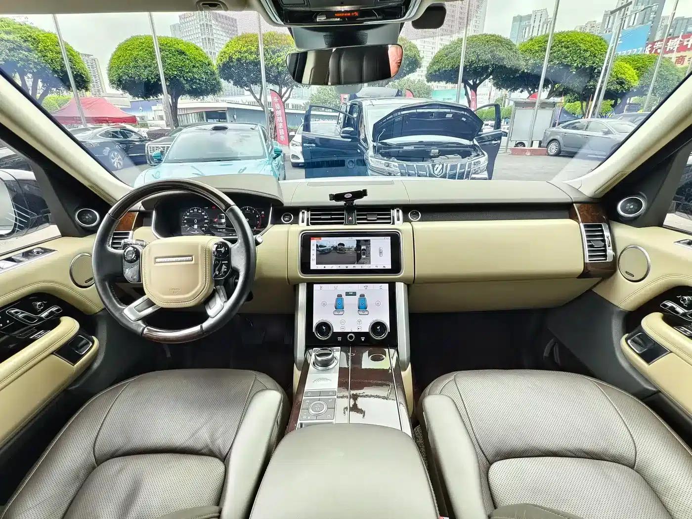 Range Rover 2019 3.0 SCV6 Legendary Edition — миниатюра 6
