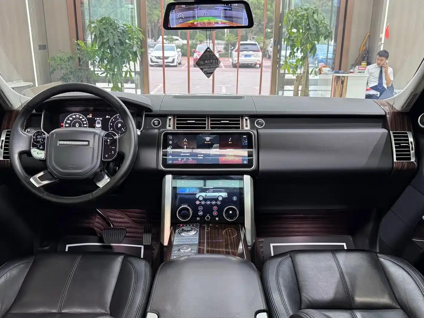 2017 Range Rover 3.0 SC V6 Vogue — миниатюра 19