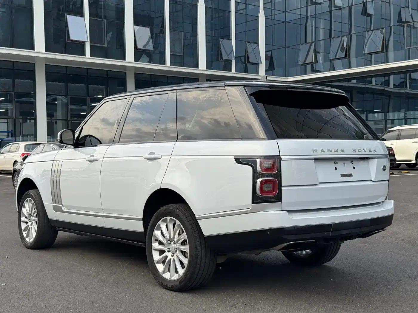 2017 Range Rover 3.0 SC V6 Vogue — миниатюра 6