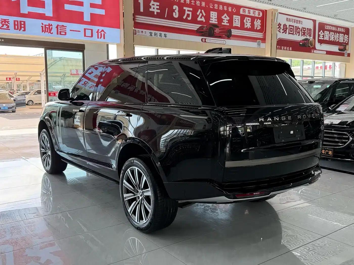Range Rover 2024 3.0 L6 400PS Extended Wheelbase 7-Seater — миниатюра 15