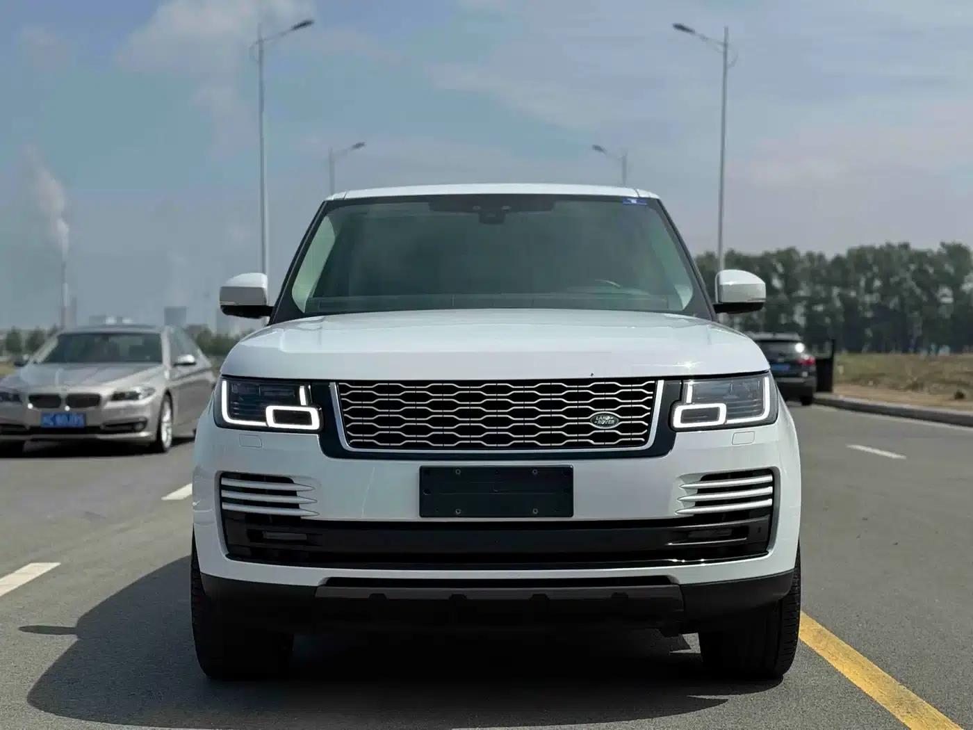Range Rover 2019 3.0 SC V6 Legendary Long Wheelbase — миниатюра 2