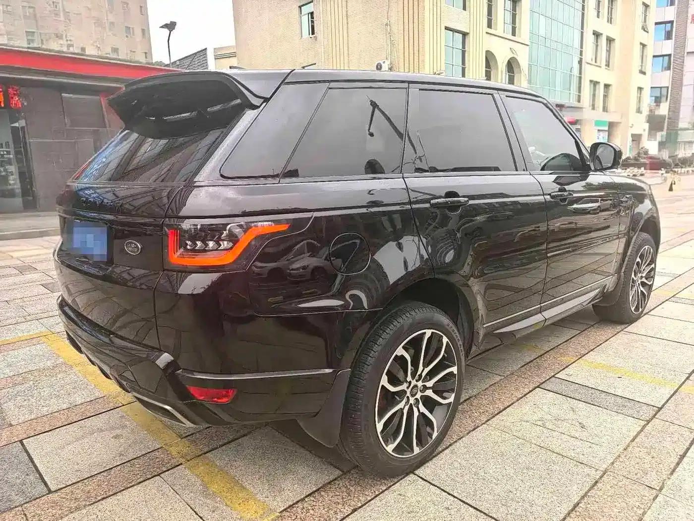 Range Rover Sport 2021 3.0 L6 Black Edition — миниатюра 19