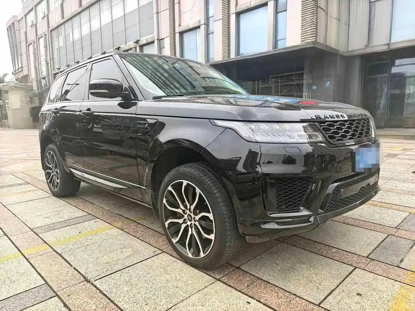 Range Rover Sport 2021 3.0 L6 Black Edition — миниатюра 3