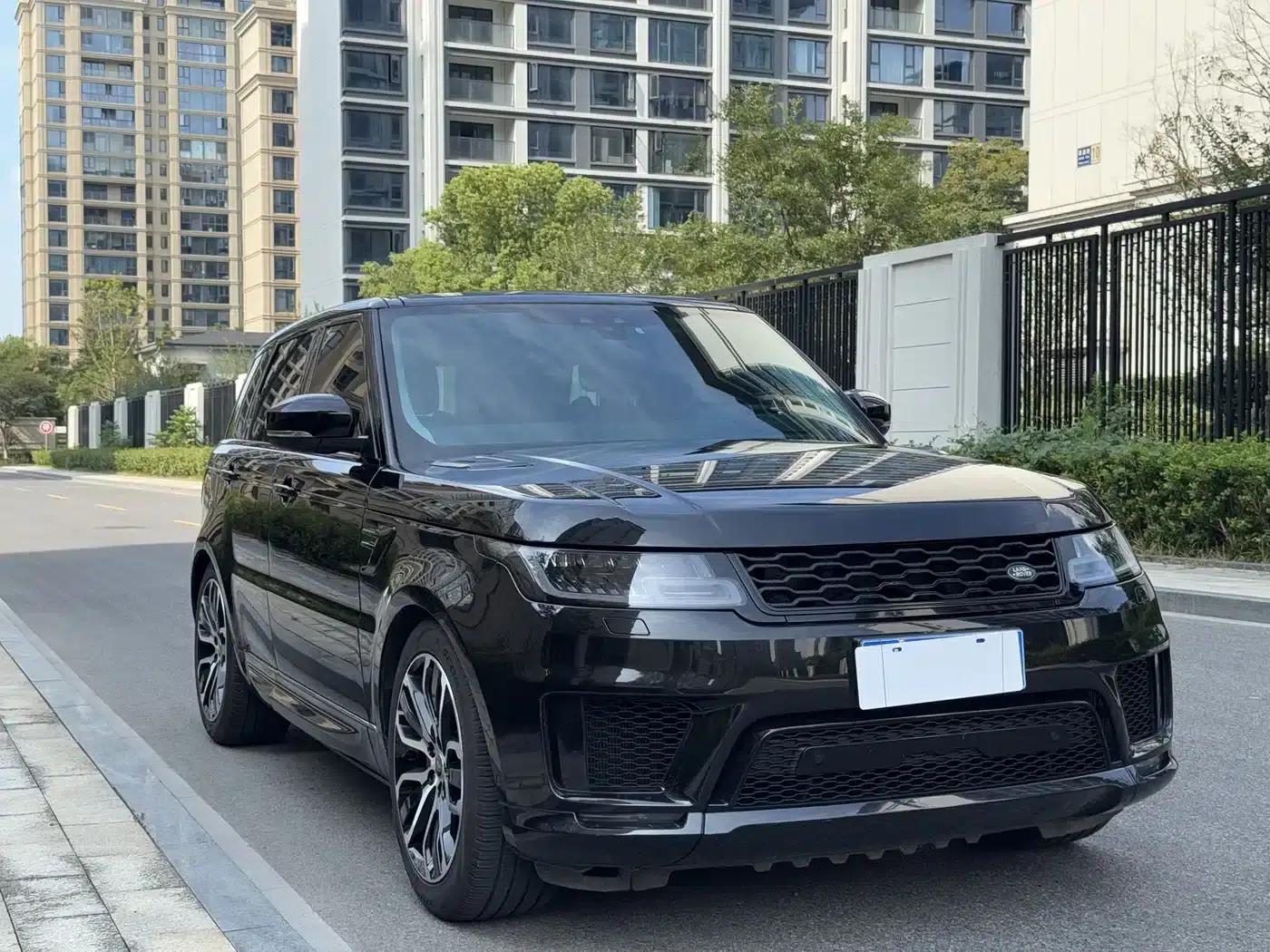 Range Rover Sport 2022 3.0 L6 Black Edition — миниатюра 2