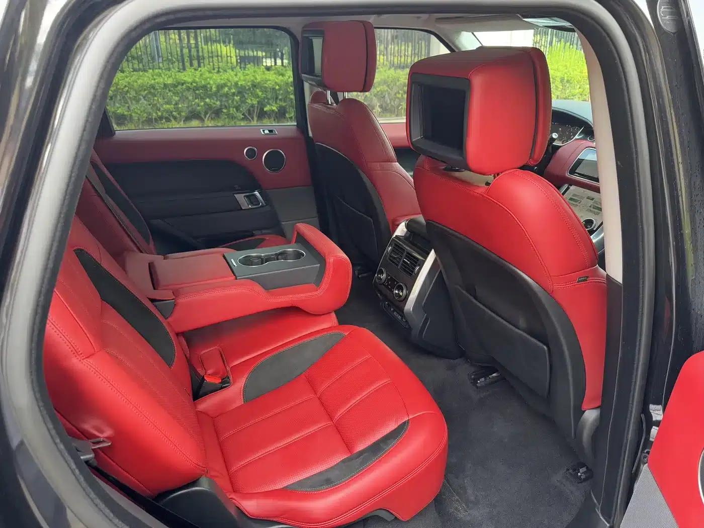 Range Rover Sport 2022 3.0 L6 Black Edition — миниатюра 11