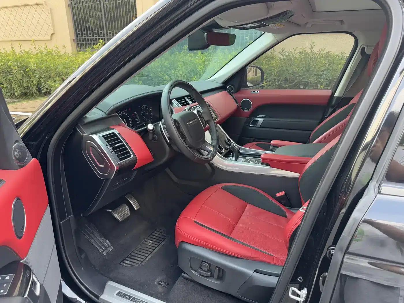 Range Rover Sport 2022 3.0 L6 Black Edition — миниатюра 8