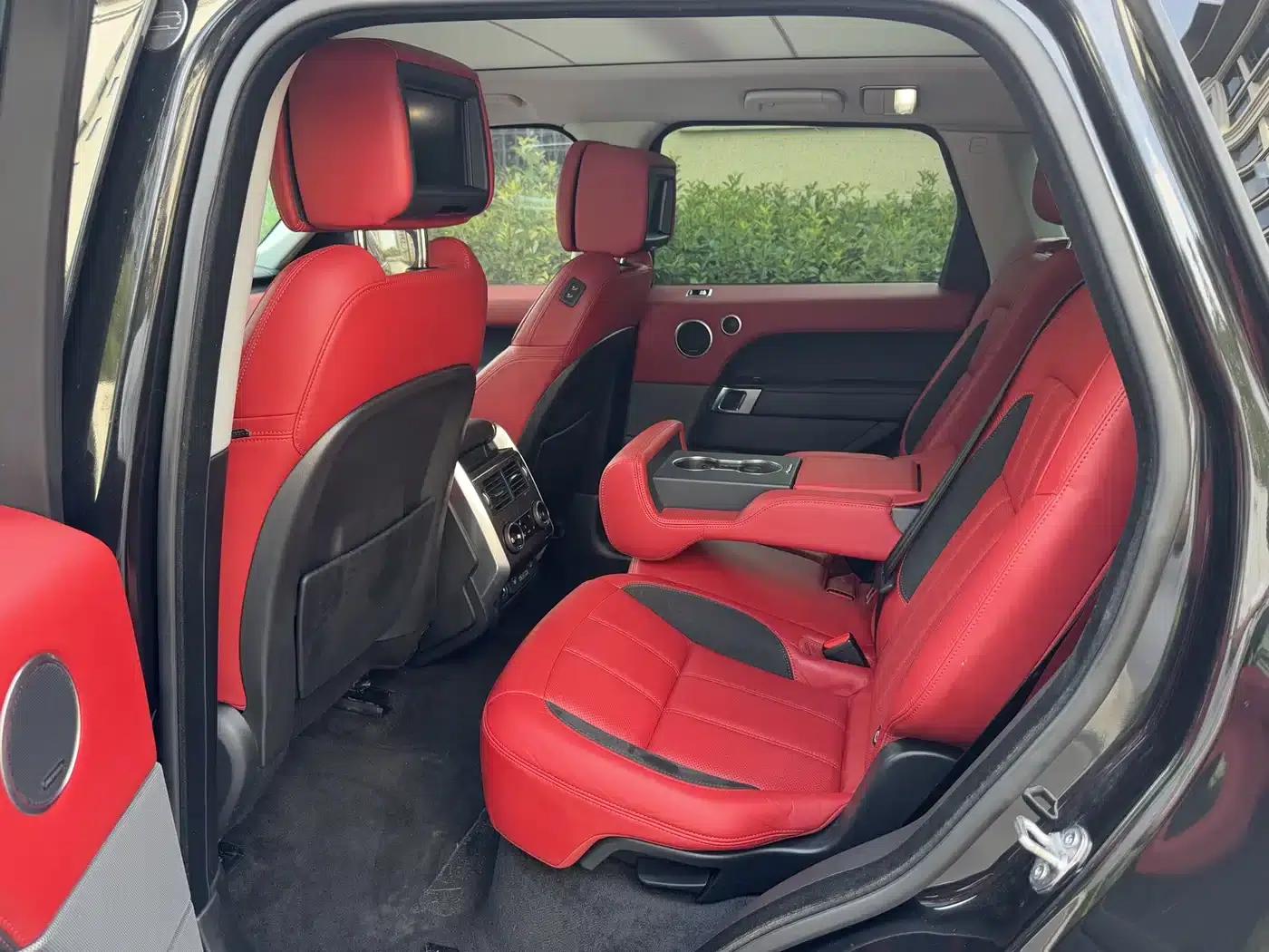 Range Rover Sport 2022 3.0 L6 Black Edition — миниатюра 10