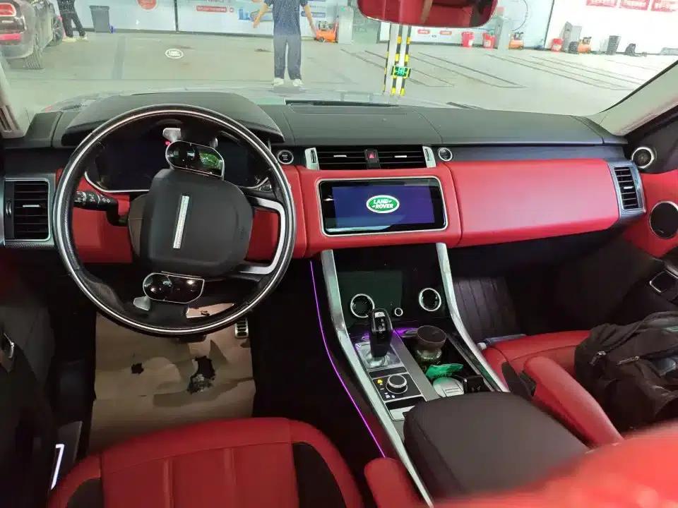 Range Rover Sport 2021 3.0 L6 Black Edition — миниатюра 3
