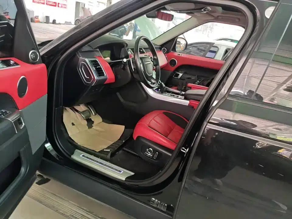 Range Rover Sport 2021 3.0 L6 Black Edition — миниатюра 7