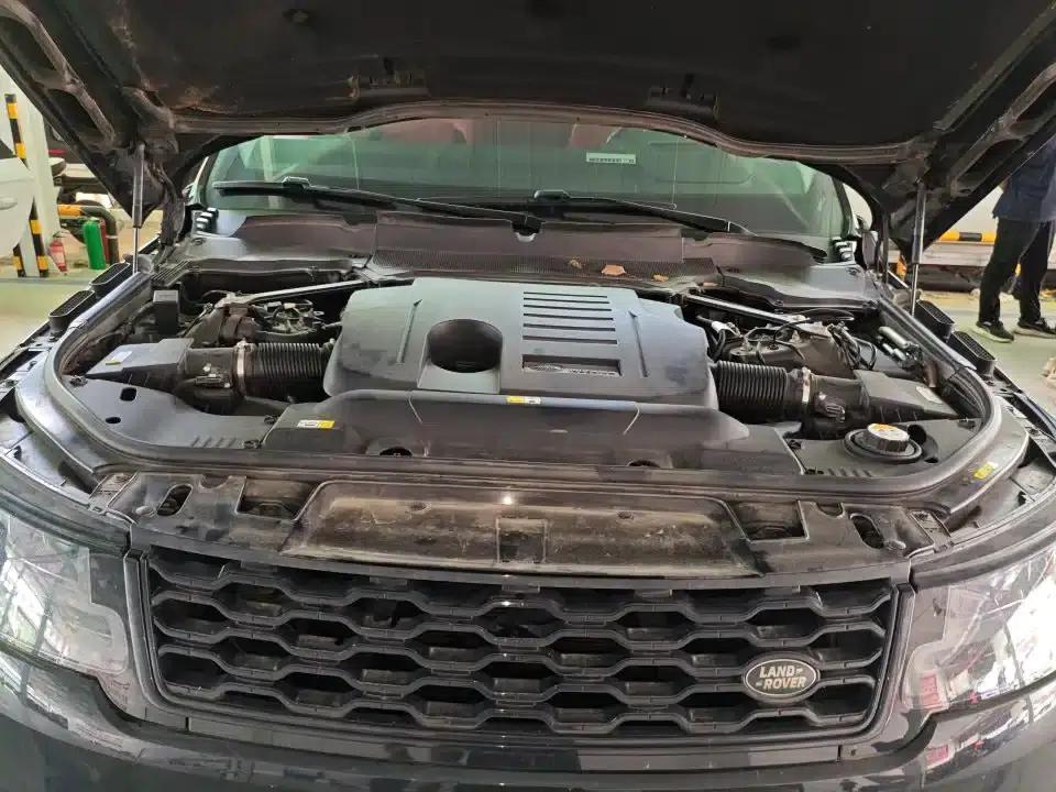 Range Rover Sport 2021 3.0 L6 Black Edition — миниатюра 10