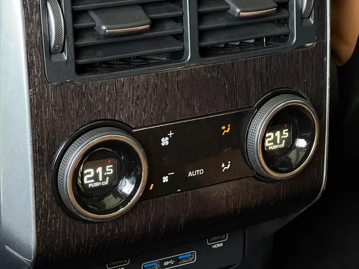 Range Rover Sport 2021 3.0 L6 Black Edition — миниатюра 15