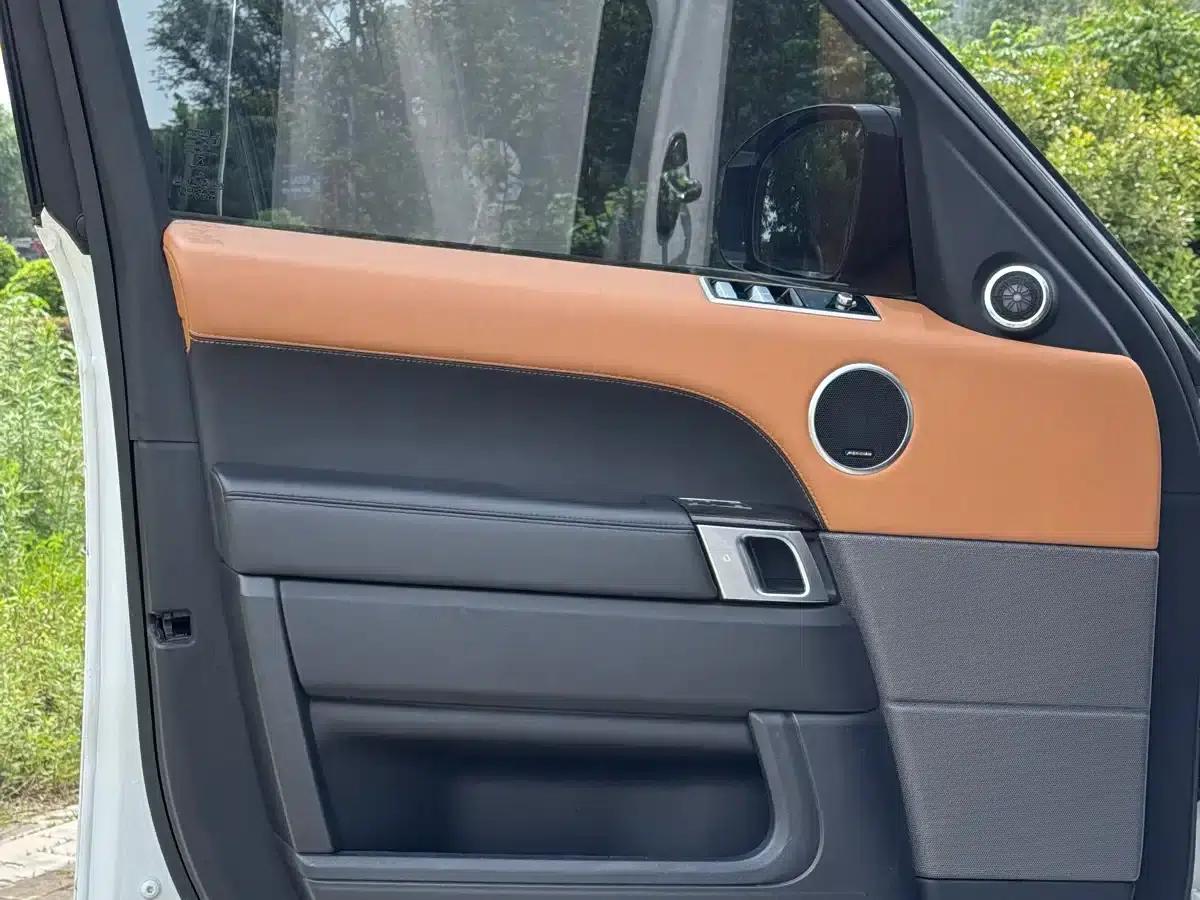 Range Rover Sport 2021 3.0 L6 Black Edition — миниатюра 17