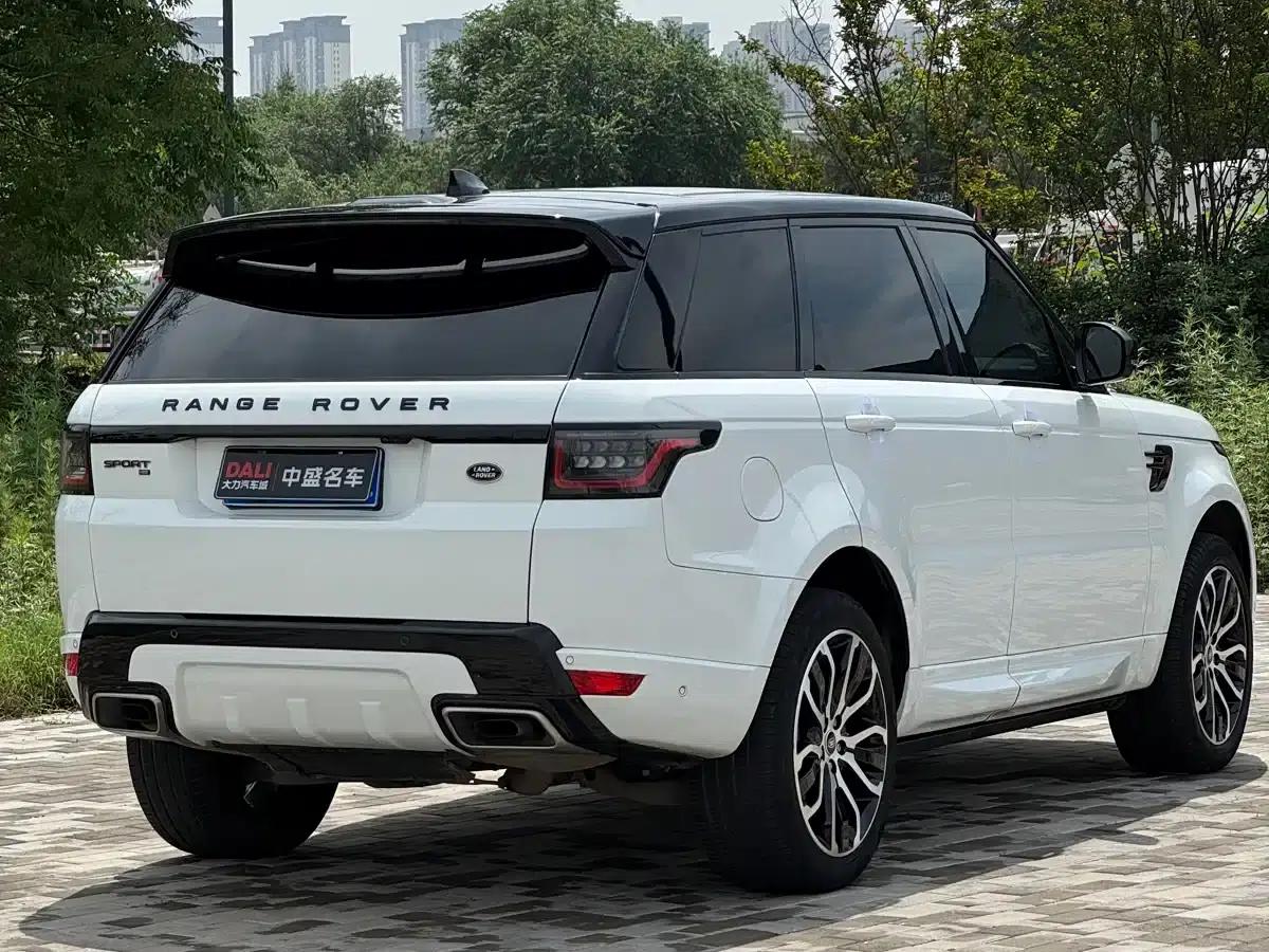 Range Rover Sport 2021 3.0 L6 Black Edition — миниатюра 4
