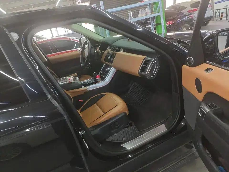 Range Rover Sport 2019 3.0 L6 HSE Dynamic — миниатюра 12