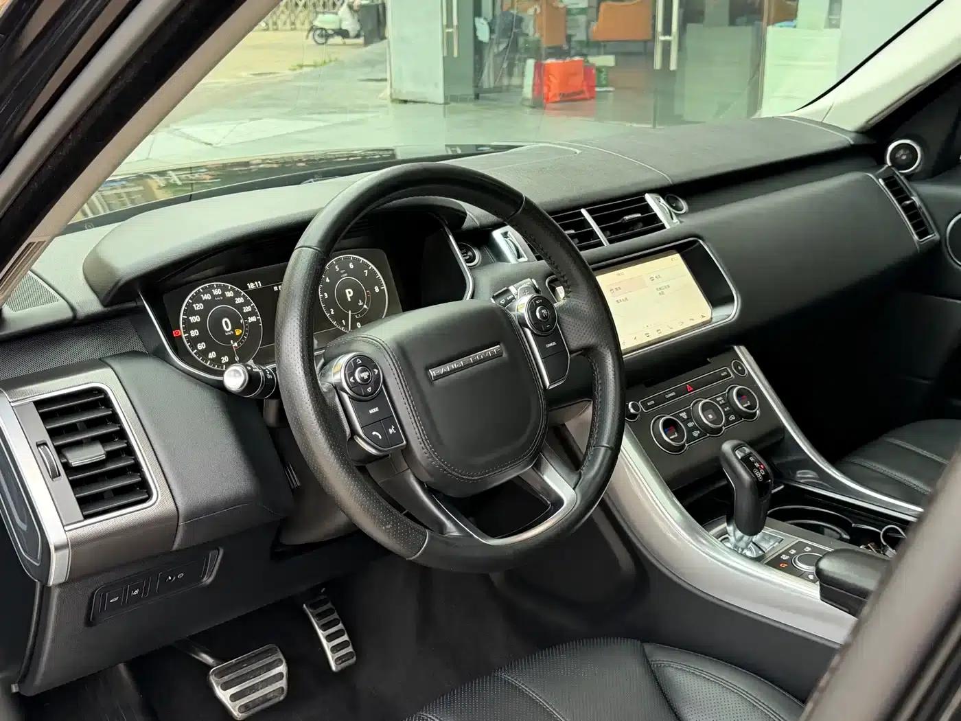 Range Rover Sport 2017 3.0 SC V6 HSE Dynamic — миниатюра 12