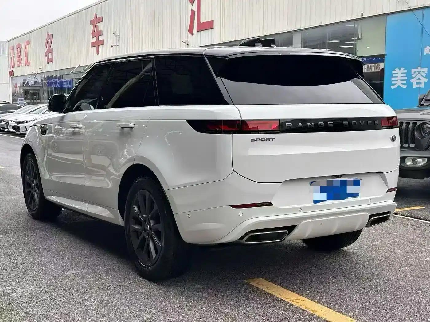 Range Rover Sport 2024 400PS Dynamic SE — миниатюра 4