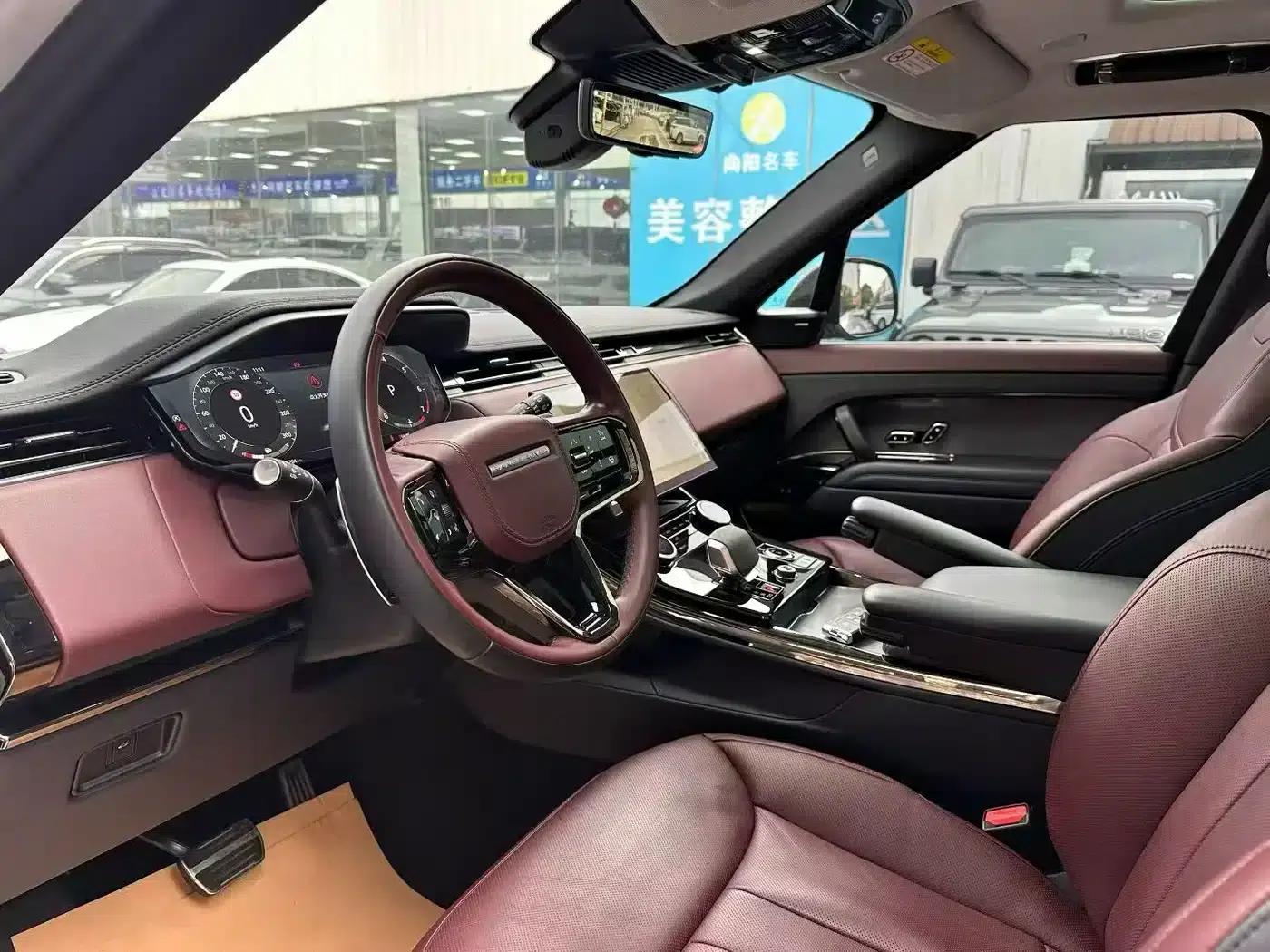 Range Rover Sport 2024 400PS Dynamic SE — миниатюра 7
