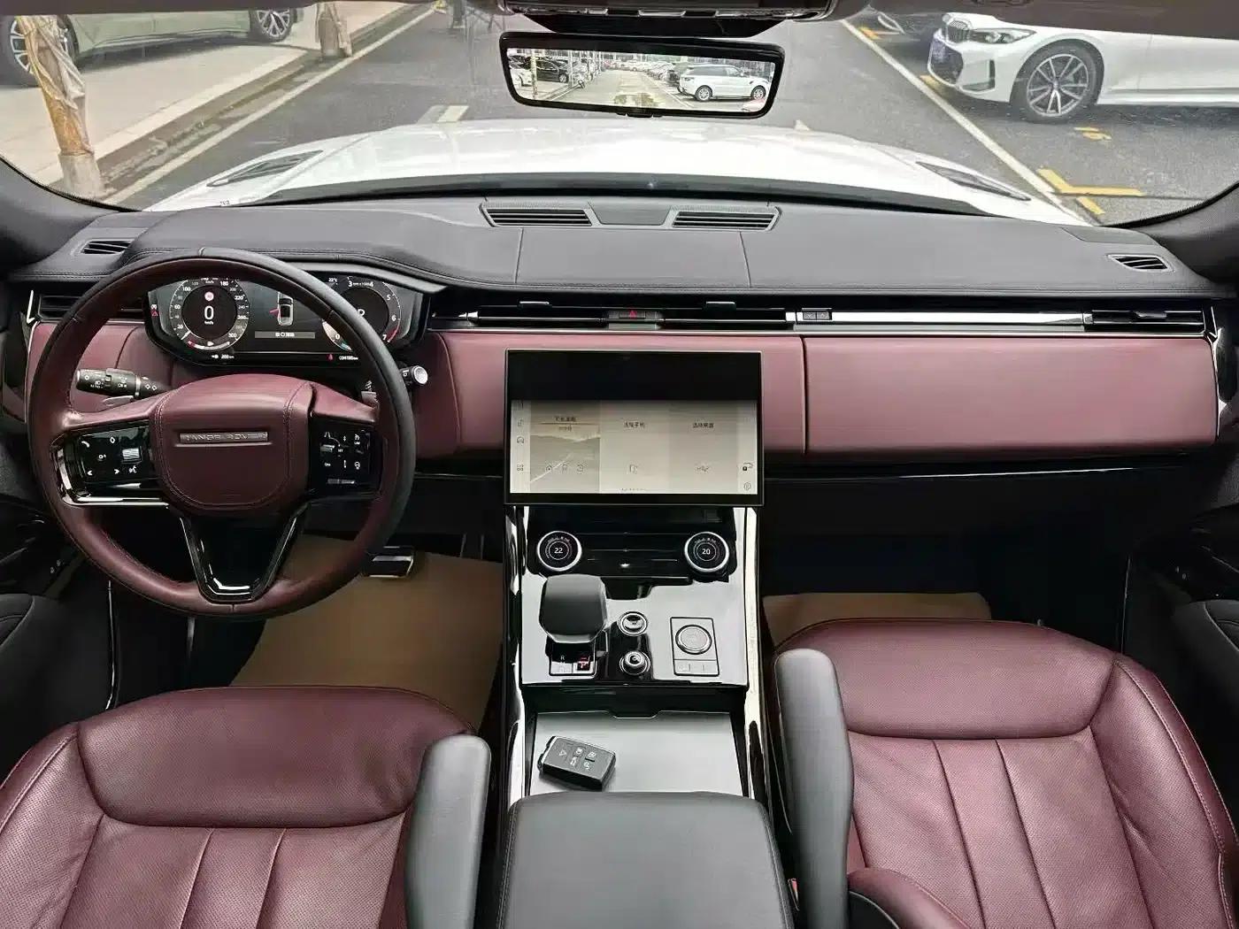 Range Rover Sport 2024 400PS Dynamic SE — миниатюра 9