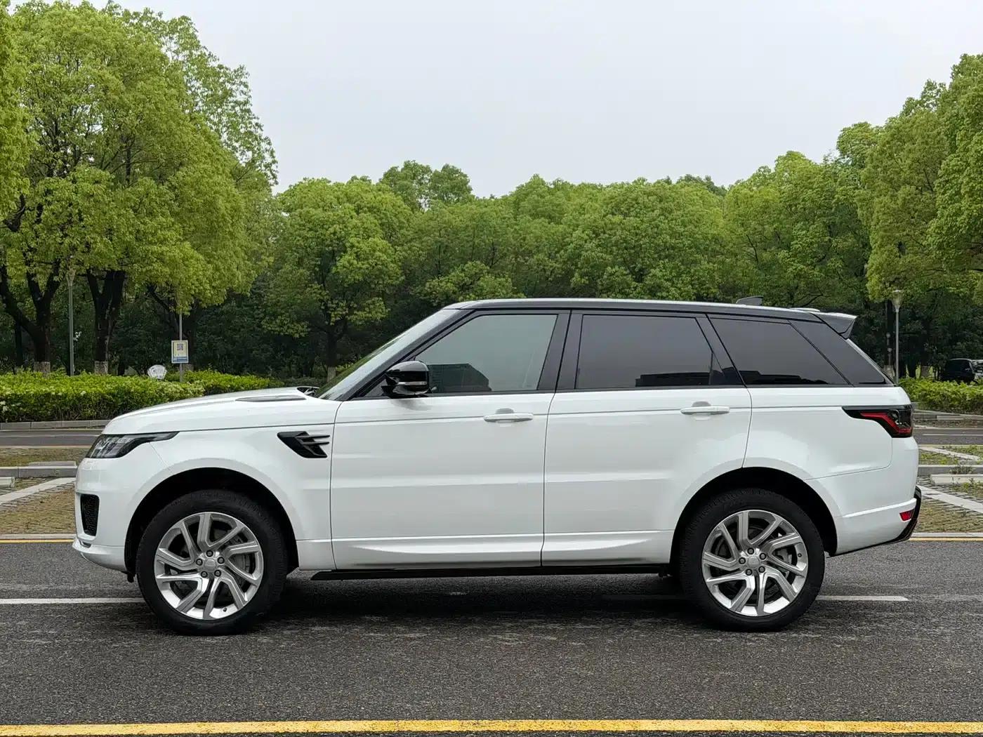 Range Rover Sport 2020 3.0 L6 HSE Dynamic — миниатюра 23