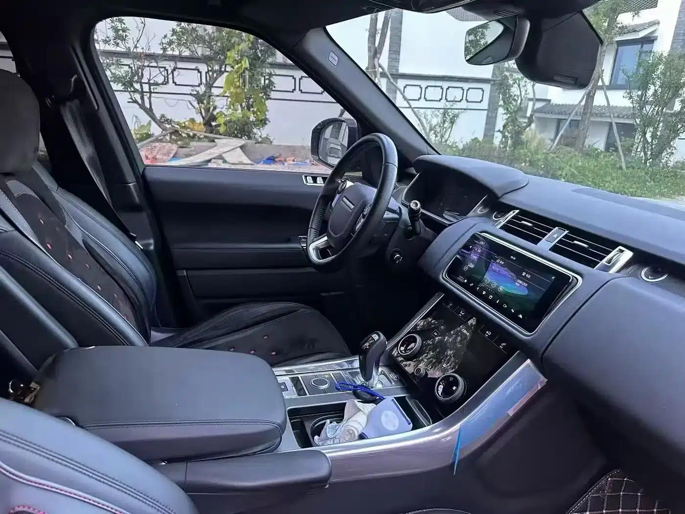 Range Rover Sport 2021 3.0 L6 SE — миниатюра 9