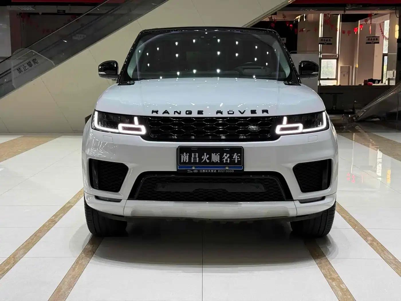 Range Rover Sport 2021 3.0 L6 Black Edition — миниатюра 2
