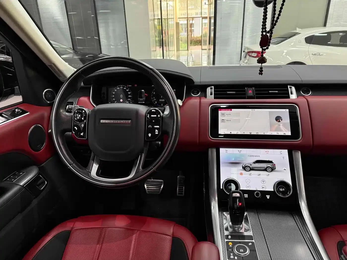 Range Rover Sport 2021 3.0 L6 Black Edition — миниатюра 16