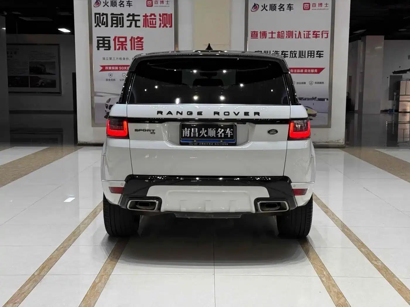 Range Rover Sport 2021 3.0 L6 Black Edition — миниатюра 7