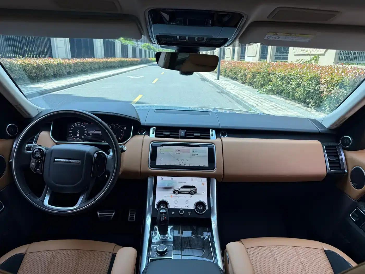 Range Rover Sport 2021 3.0 L6 Black Edition — миниатюра 12