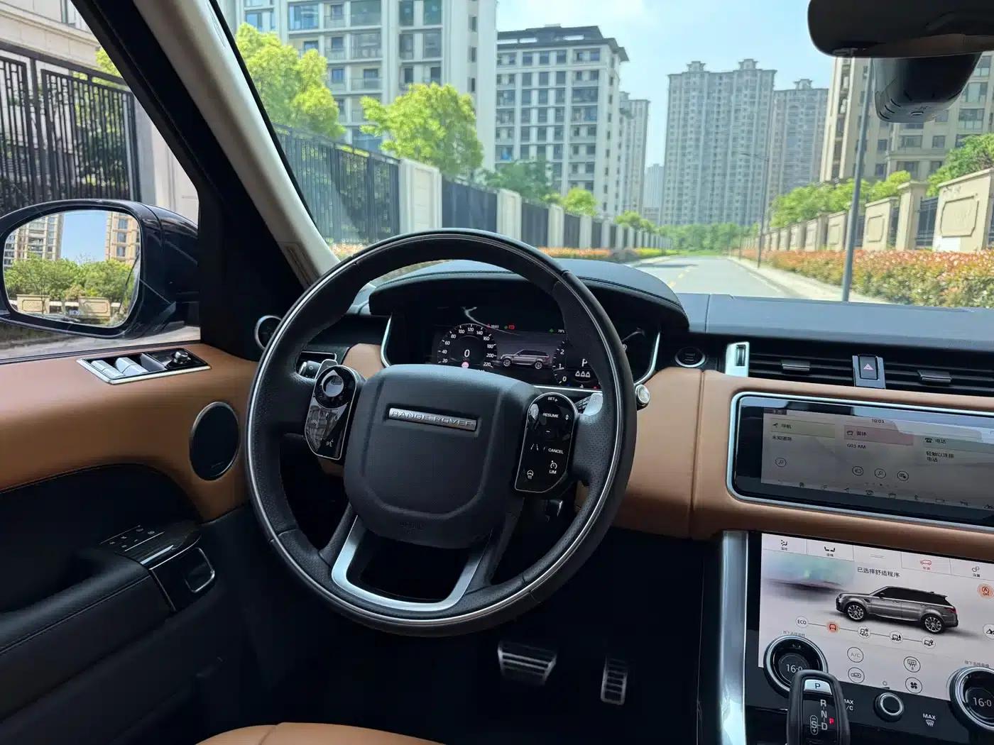 Range Rover Sport 2021 3.0 L6 Black Edition — миниатюра 13